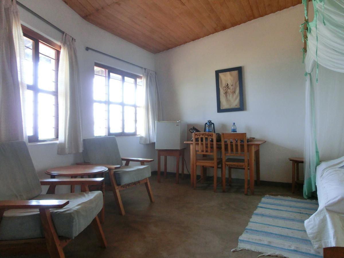 Matema Lake Shore Resort Екстериор снимка