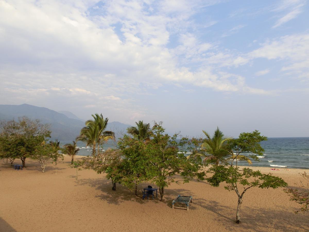 Matema Lake Shore Resort Екстериор снимка
